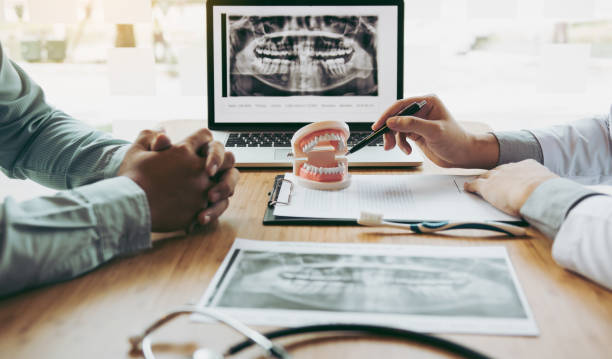 Best Broken or Cracked Tooth Emergency Dentist in Palm Shores, FL